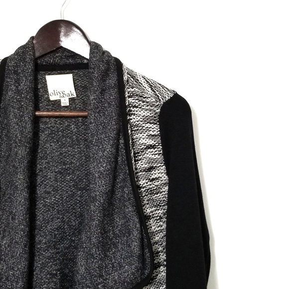 Olive & Oak Draped Open Cardigan - Picture 2 of 8